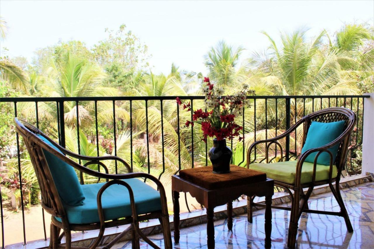 Kaza A Le Pearl Resort Anjuna Buitenkant foto